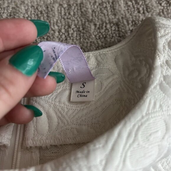 Alya Sleeveless Top Ivory Off White Womens Size Small S Zip Floral Brocade - Picture 5 of 9